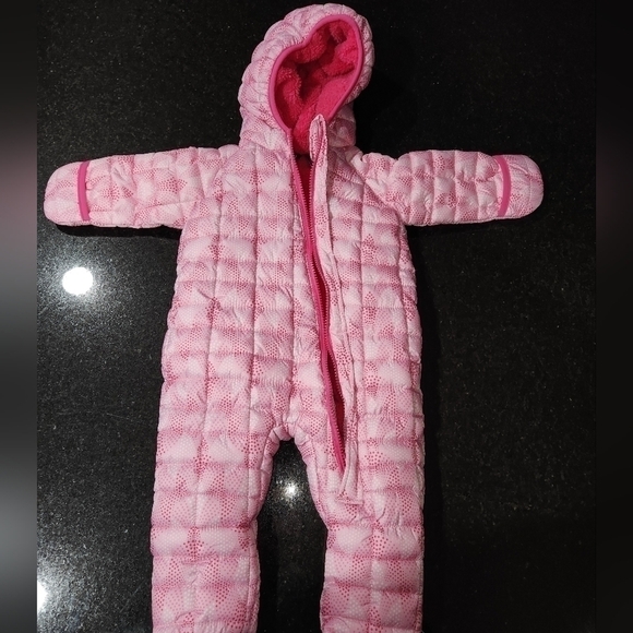 Snozu weatherproof fleece lined hooded snowsuit 3-6M NWOT - Picture 2 of 8